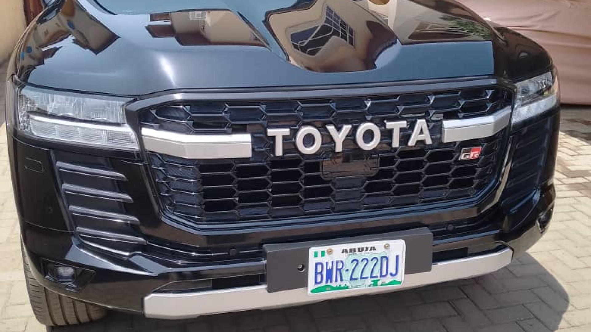 Toyota prado 2025